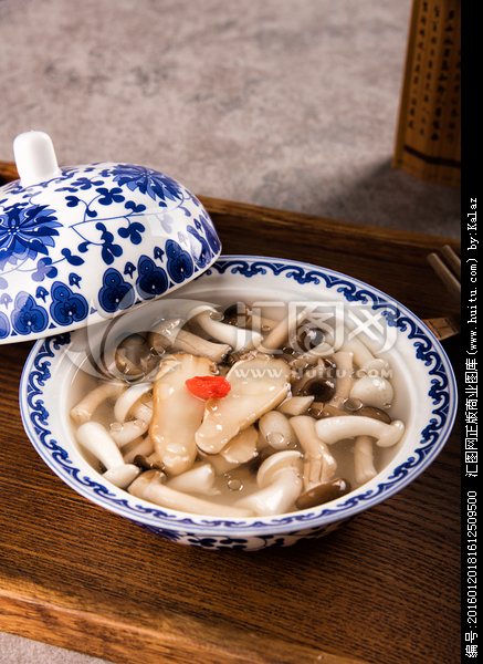 探秘饮食养生菌菇：独特风味与健康功效的完美融合